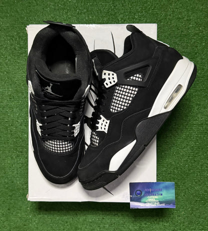 Jordan 4 White Thunder 10.5 Men/12 Women “Preowned”