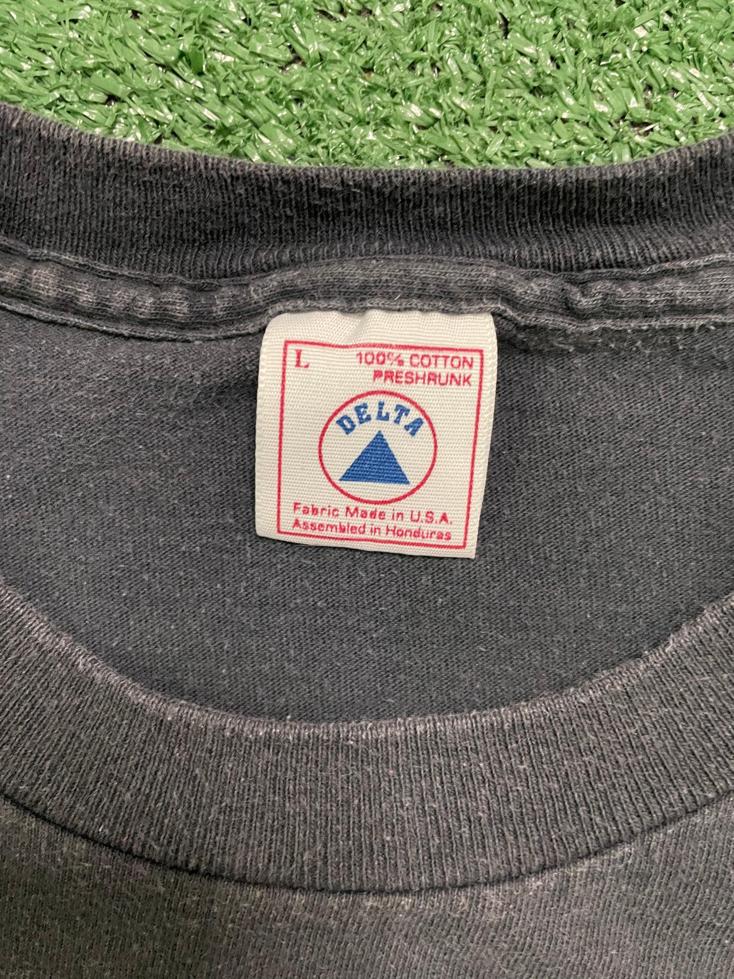 Vintage 1990s Wolf northern lights tee
