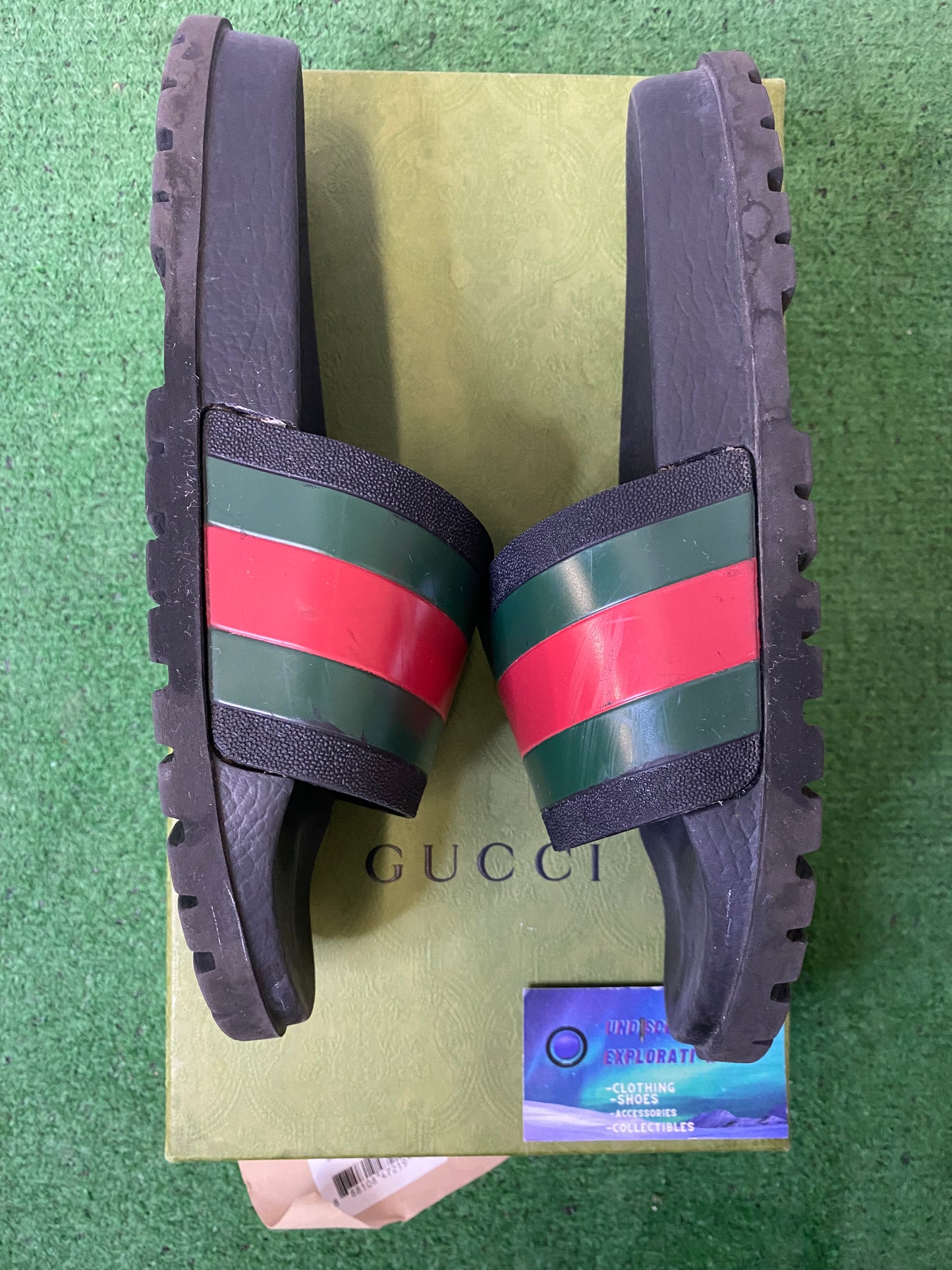 Gucci black web slide size 9men/10.5women