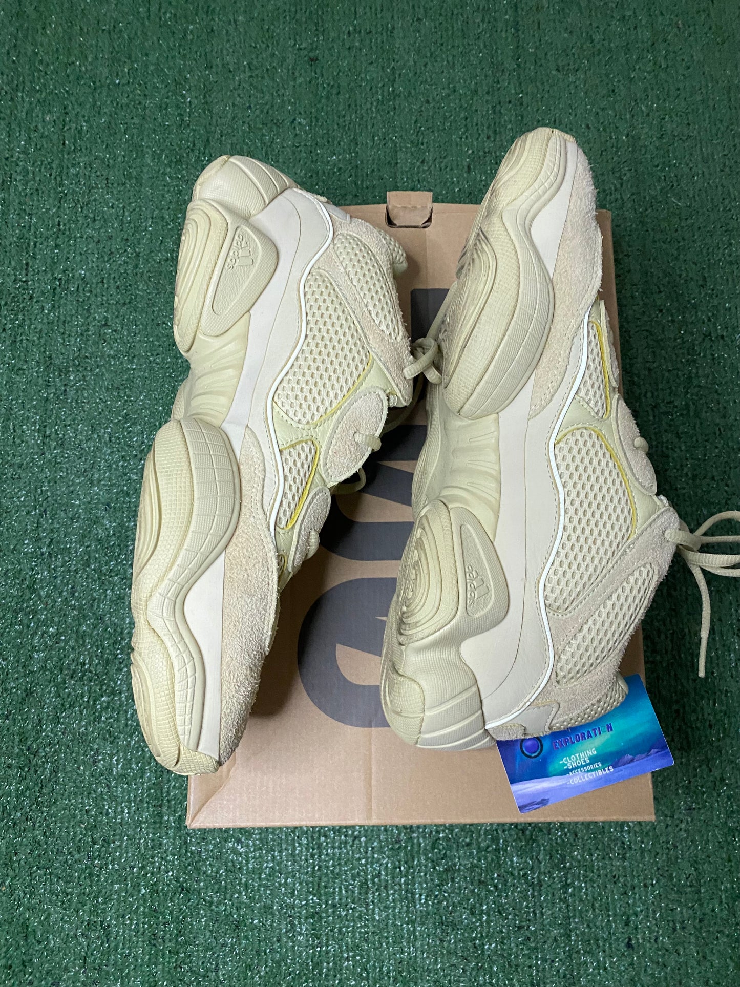 Yeezy 500 “Super moon yellow” size 11.5men/13women