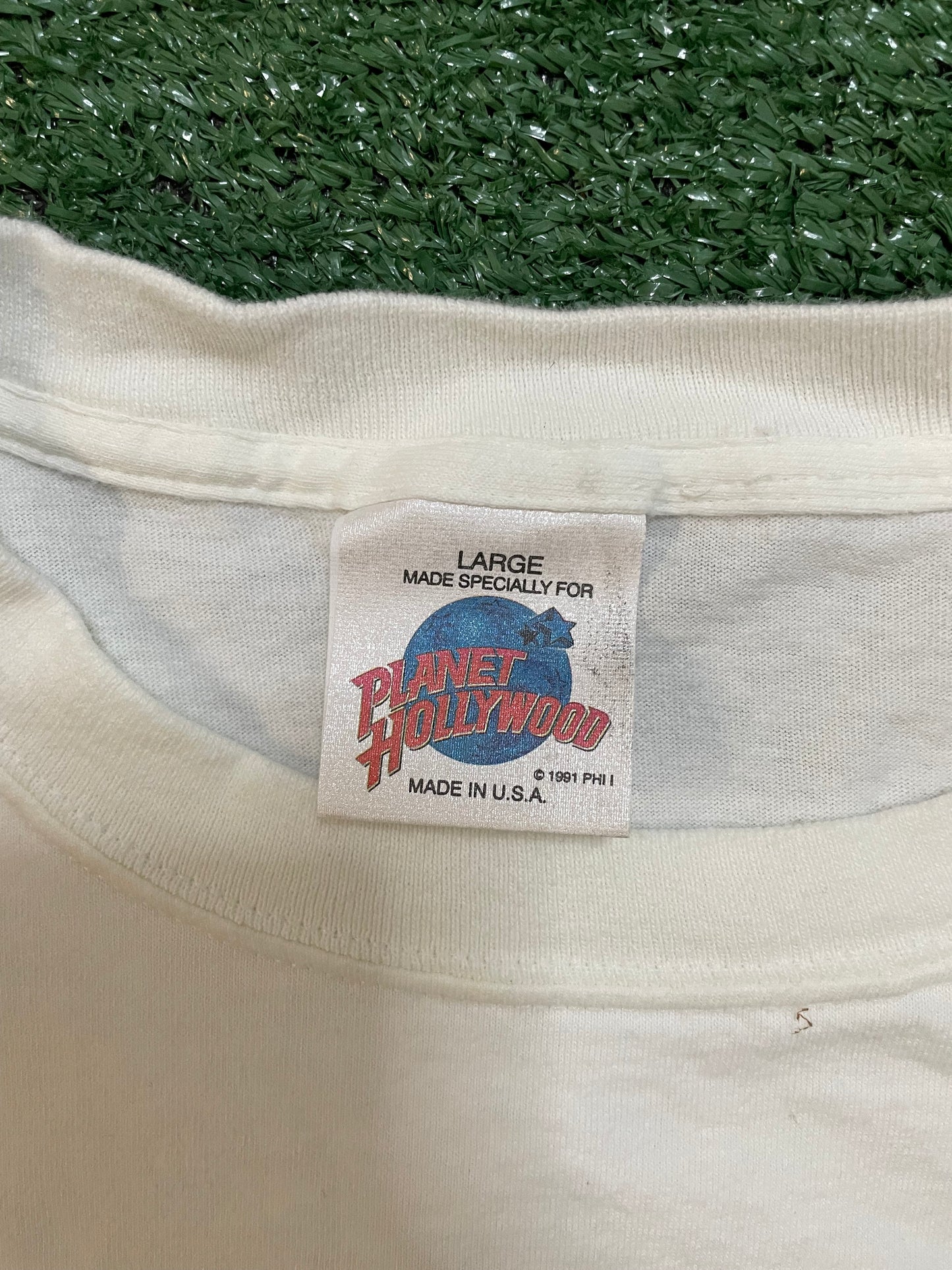 Vintage 1990s Planet Hollywood Edmonton tee