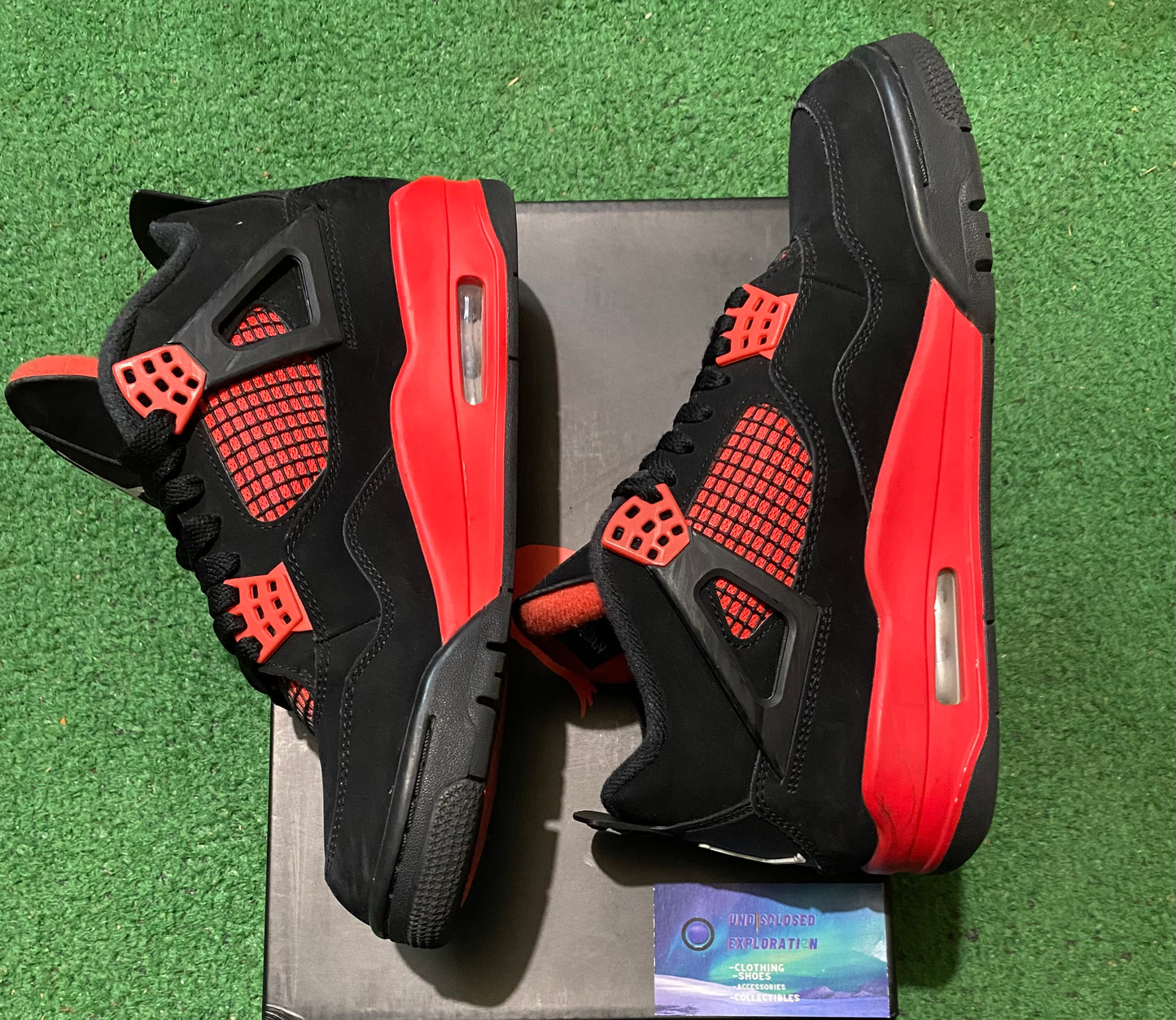 Jordan 4 red thunder size 9