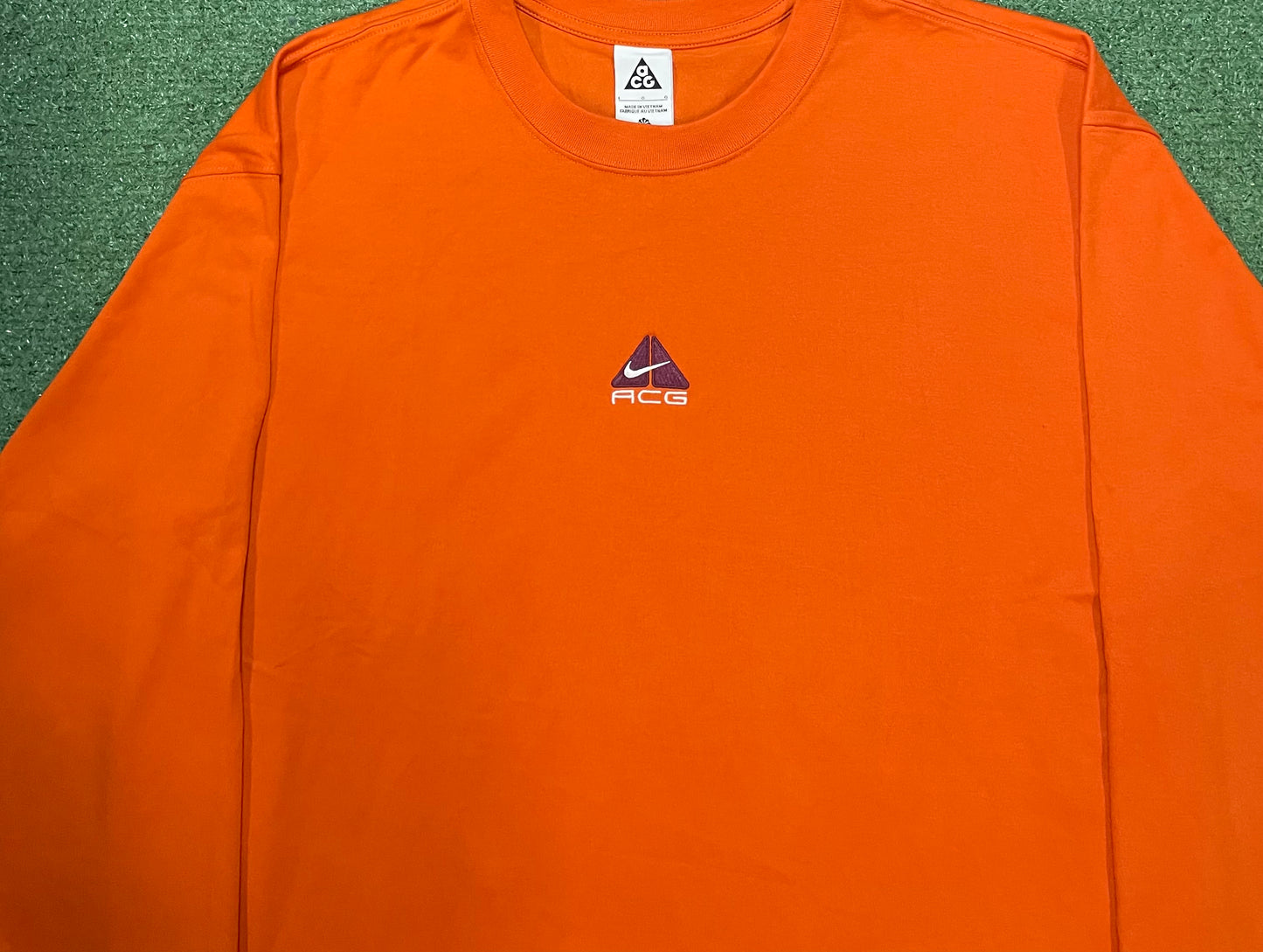 Nike ACG orange lungs longsleeve