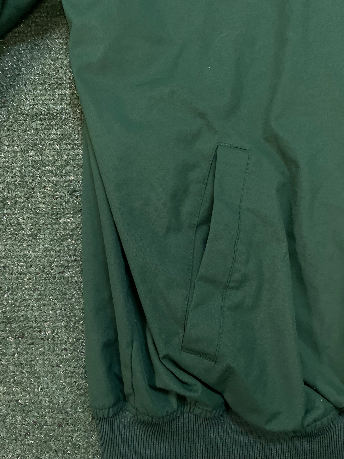 Vintage 1990s Nike center swoosh forest green pullover crewneck