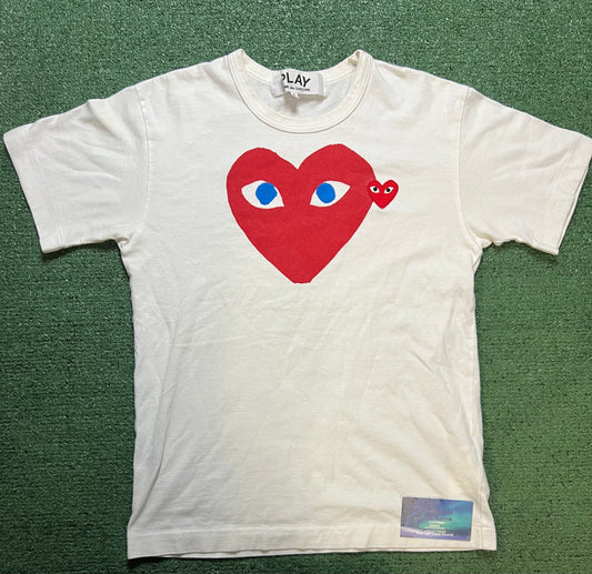 Comme Des garçon play double heart tee