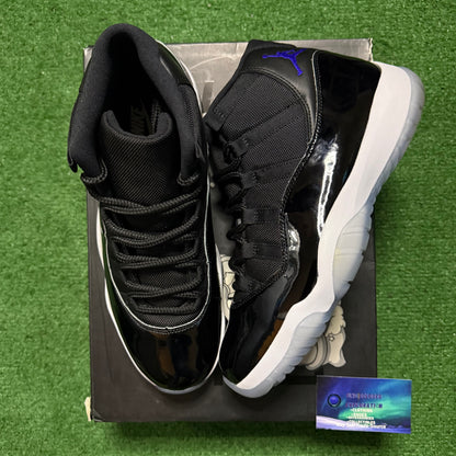 Jordan 11 Space Jam 2016 10.5 Men “Preowned”