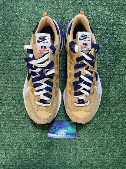 Nike Sacai vaporwaffle sesame blue void size 10men/11.5women