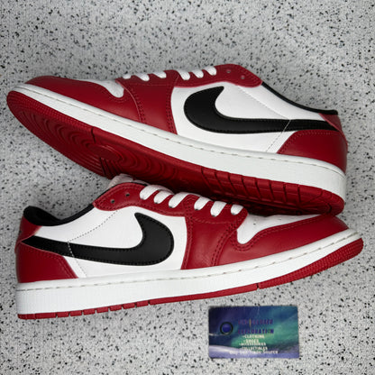 Jordan 1 Low Chicago 9.5 Men “Preowned”