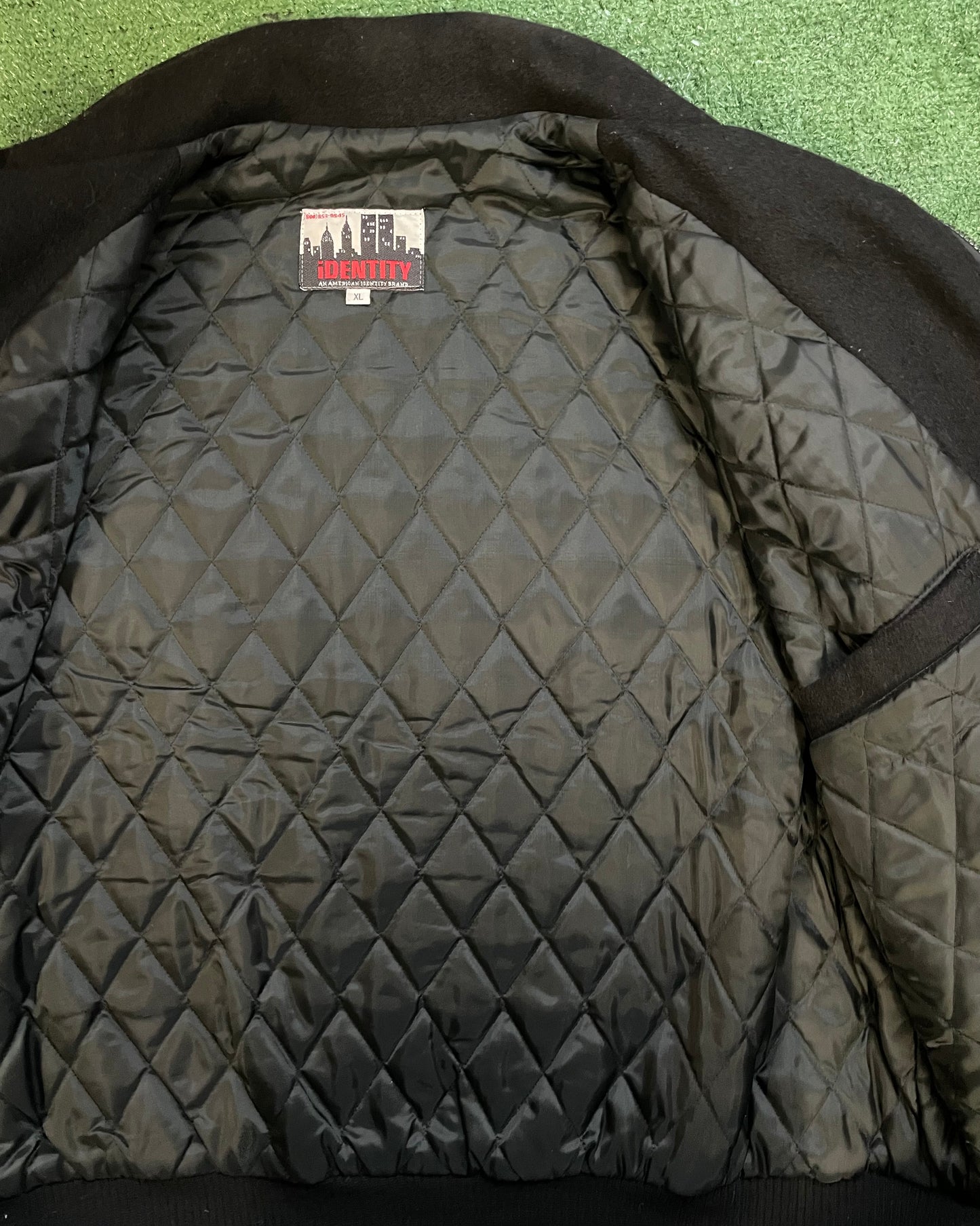 Vintage 1990s Safeco Field Home of the Seattle mariners suede and leather jacket