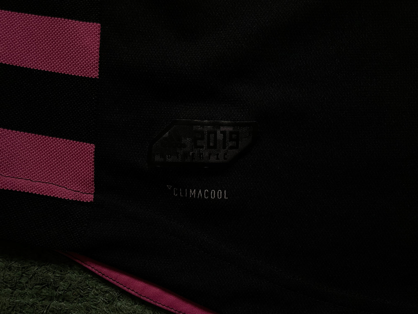 Adidas Seattle Sounders FC away black & pink jersey
