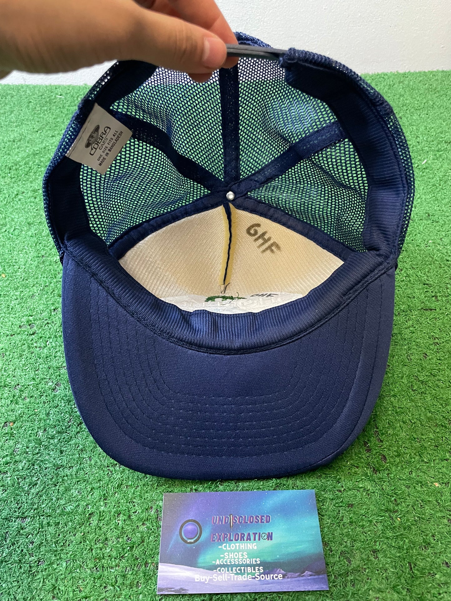 Vintage 1990s Shoreline WA embroidered hat