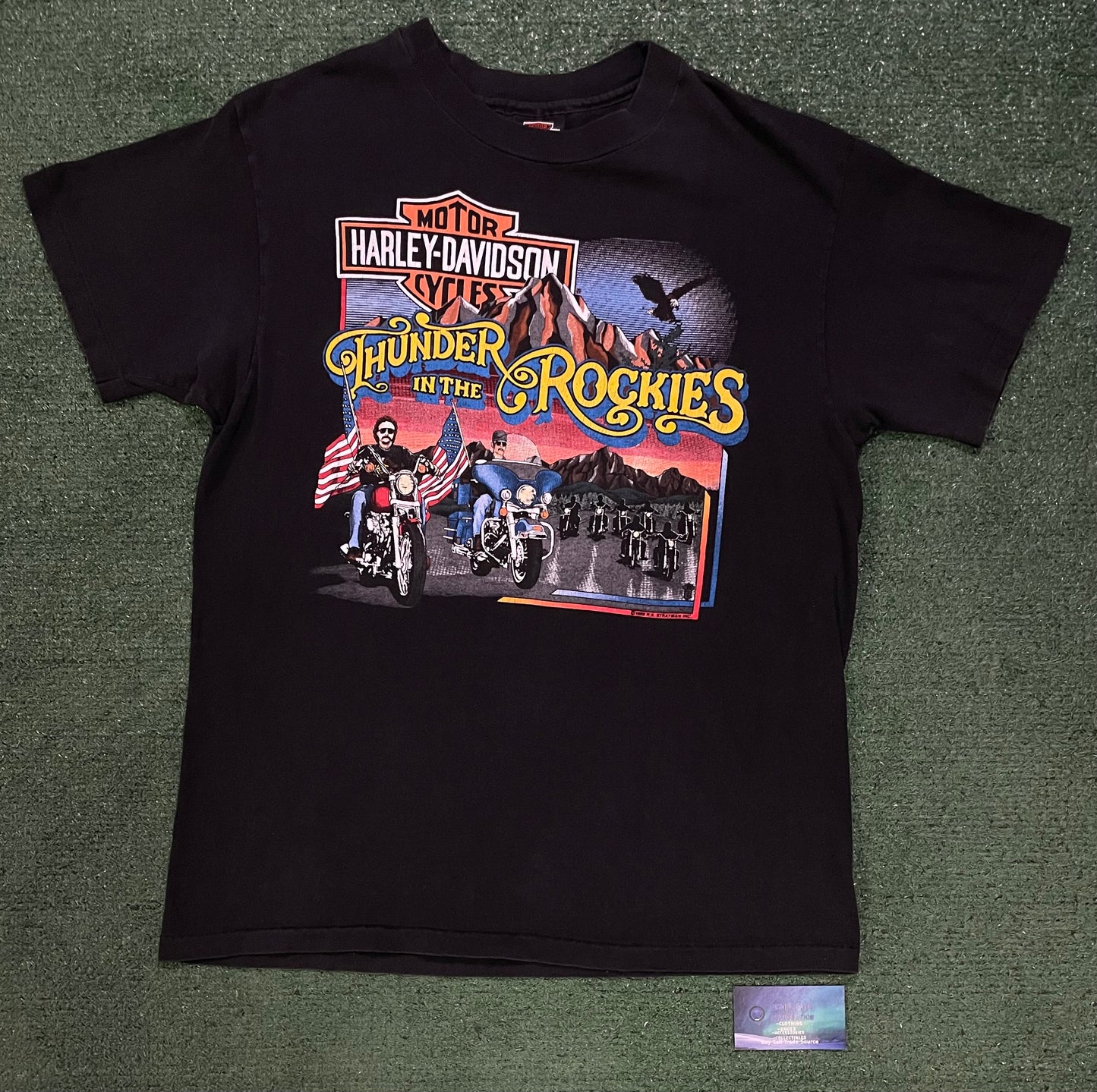 Vintage 1980s Harley Davidson thunder in the Rockies tee