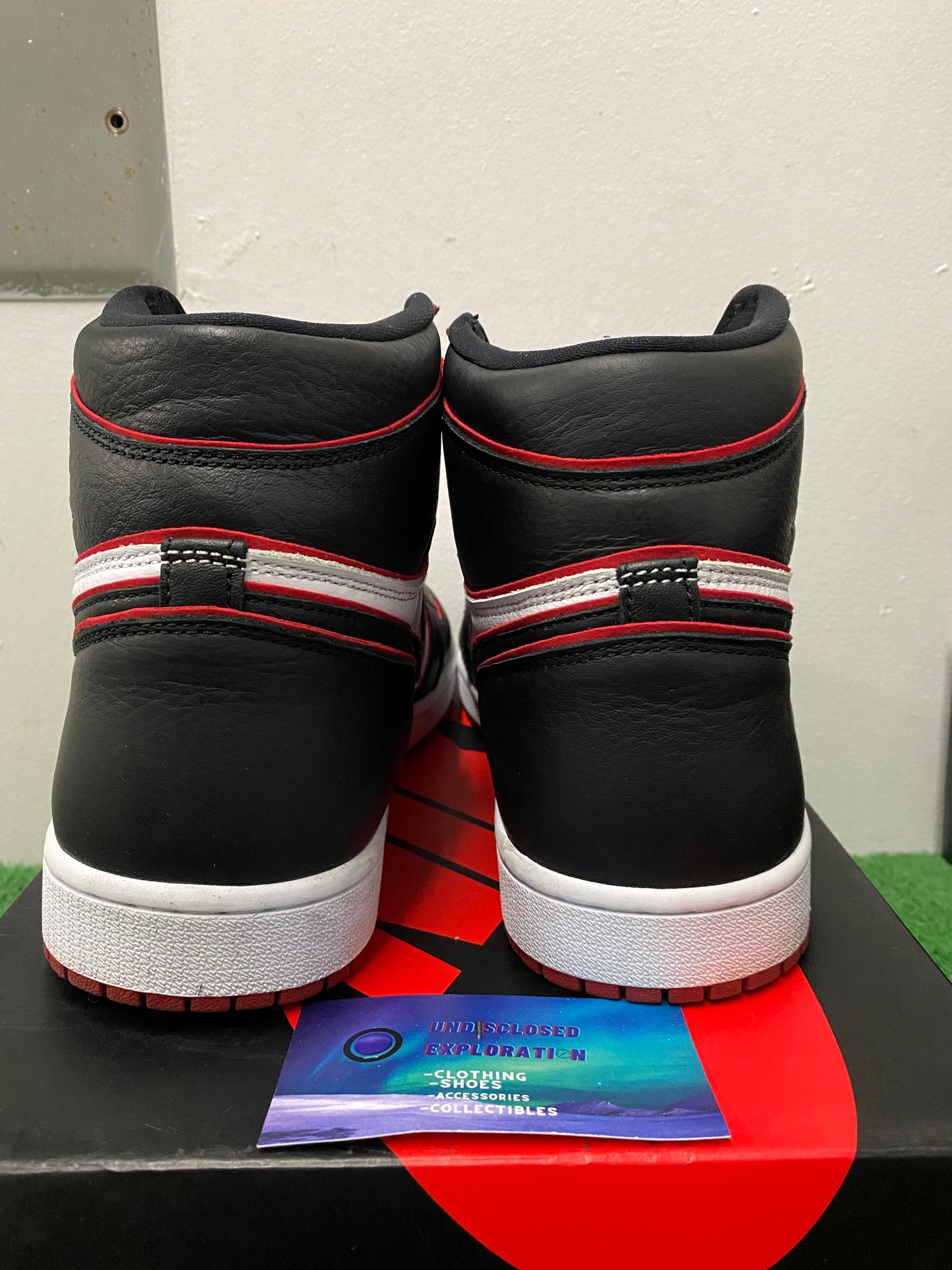 Jordan 1 High Bloodline size 12men/13.5women