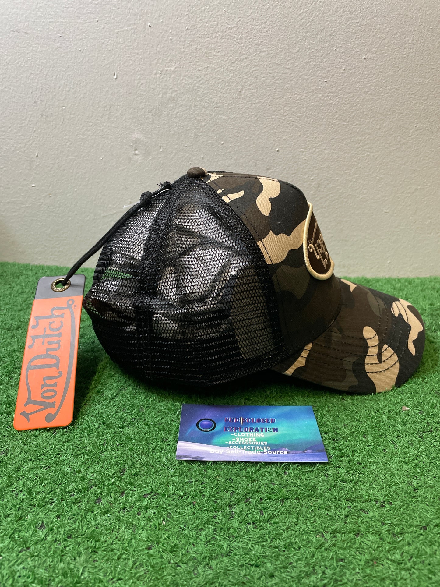 Von Dutch camo hat