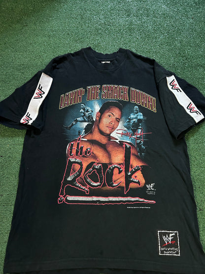 Vintage 1990s  the rock laying the smackdown WWF Dwayne Johnson tee