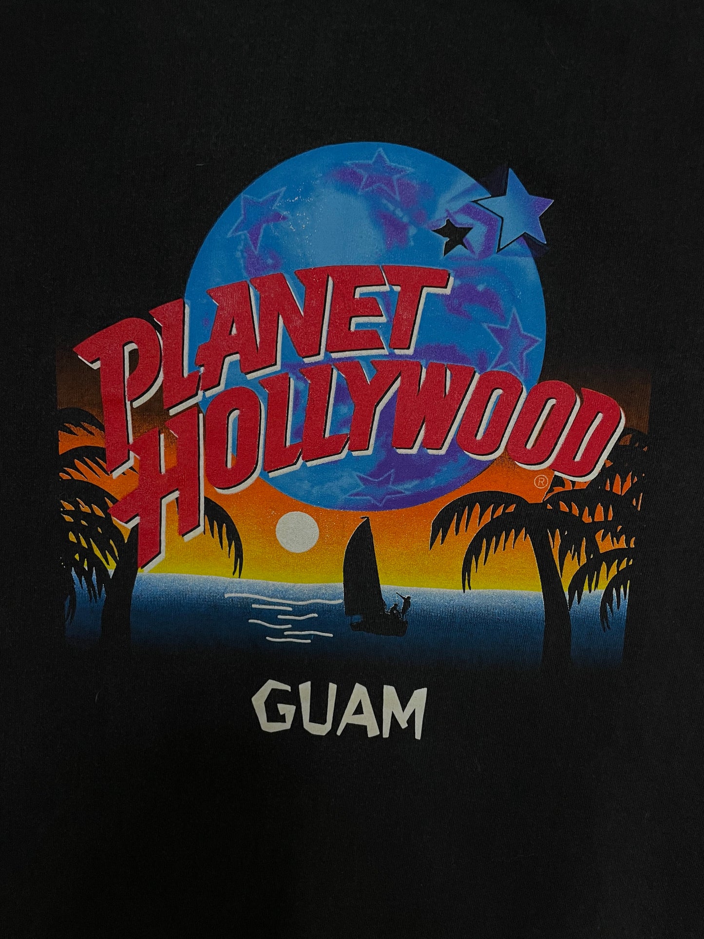 Vintage 1990s Planet Hollywood  Guam tee