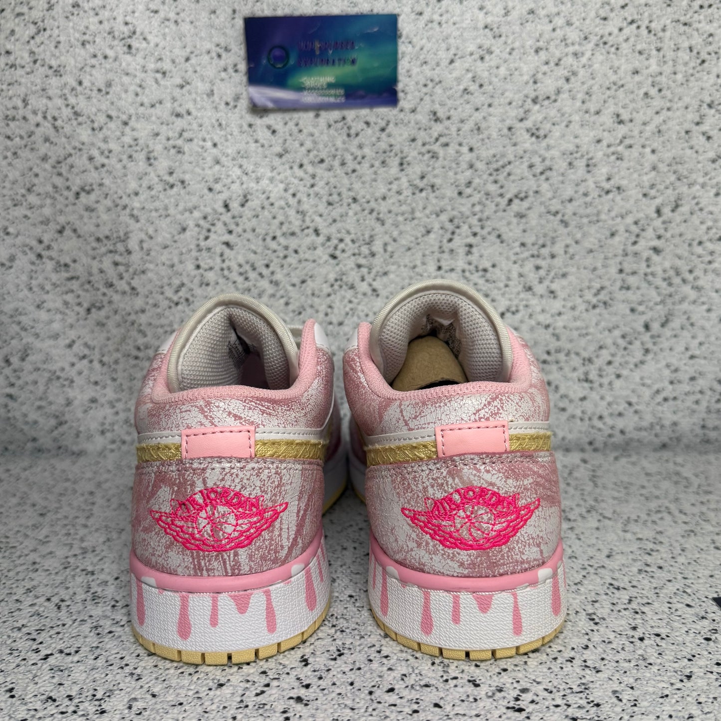 Jordan 1 Low Paint Drip