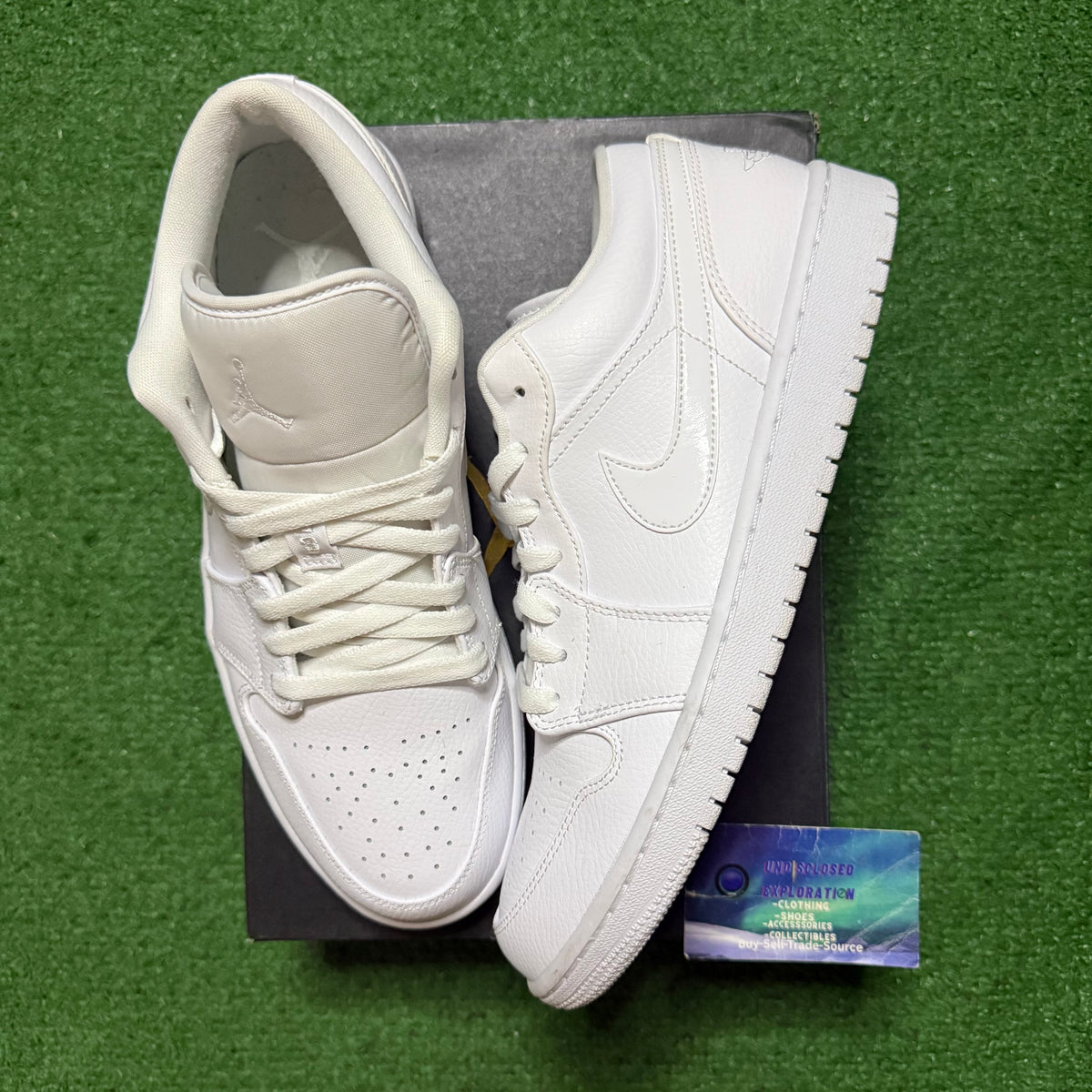 Jordan 1 Low Triple White 10.5 Men “Preowned”