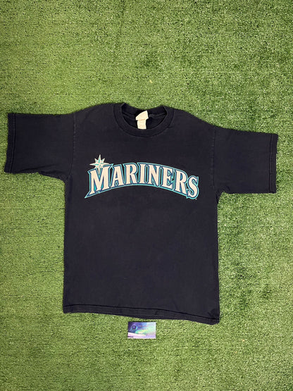 Vintage 2001 Seattle mariners  Kazuhiro Sasaki #22 tee