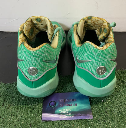 Nike KD 16 Wanda mint size 10men/11.5women