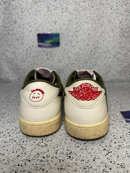 Jordan 1 Low Travis Scott Medium Olive 9.5 Men/11 Women “Preowned”