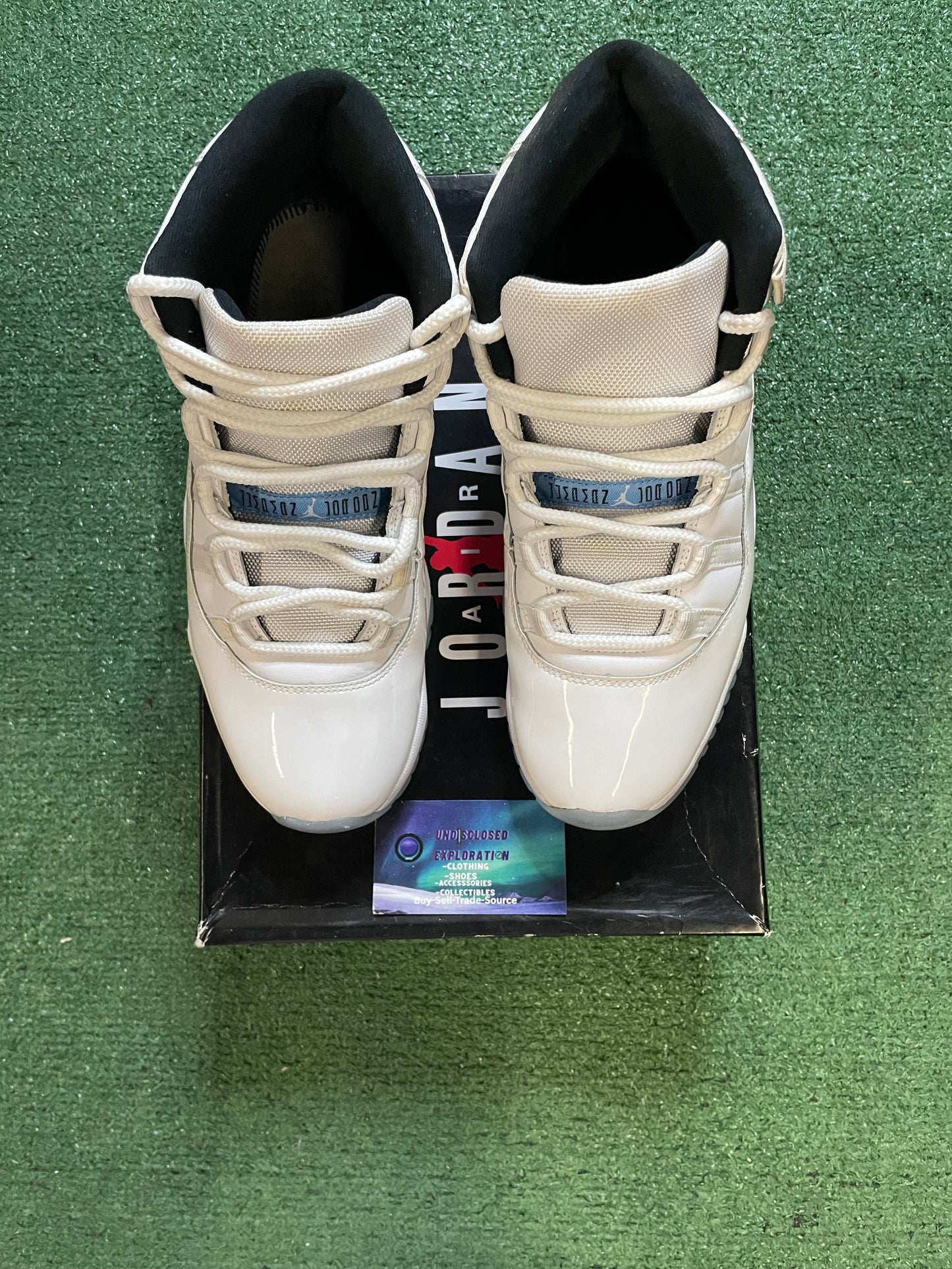 Air Jordan 11 Retro legend blue 2024 size 9.5men/11women
