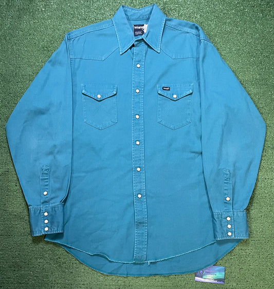 Vintage 1990s Wrangler brushpopper turquoise button up shirt