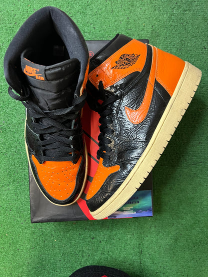 Jordan 1 high shattered backboard 3.0 size 12men/13.5women