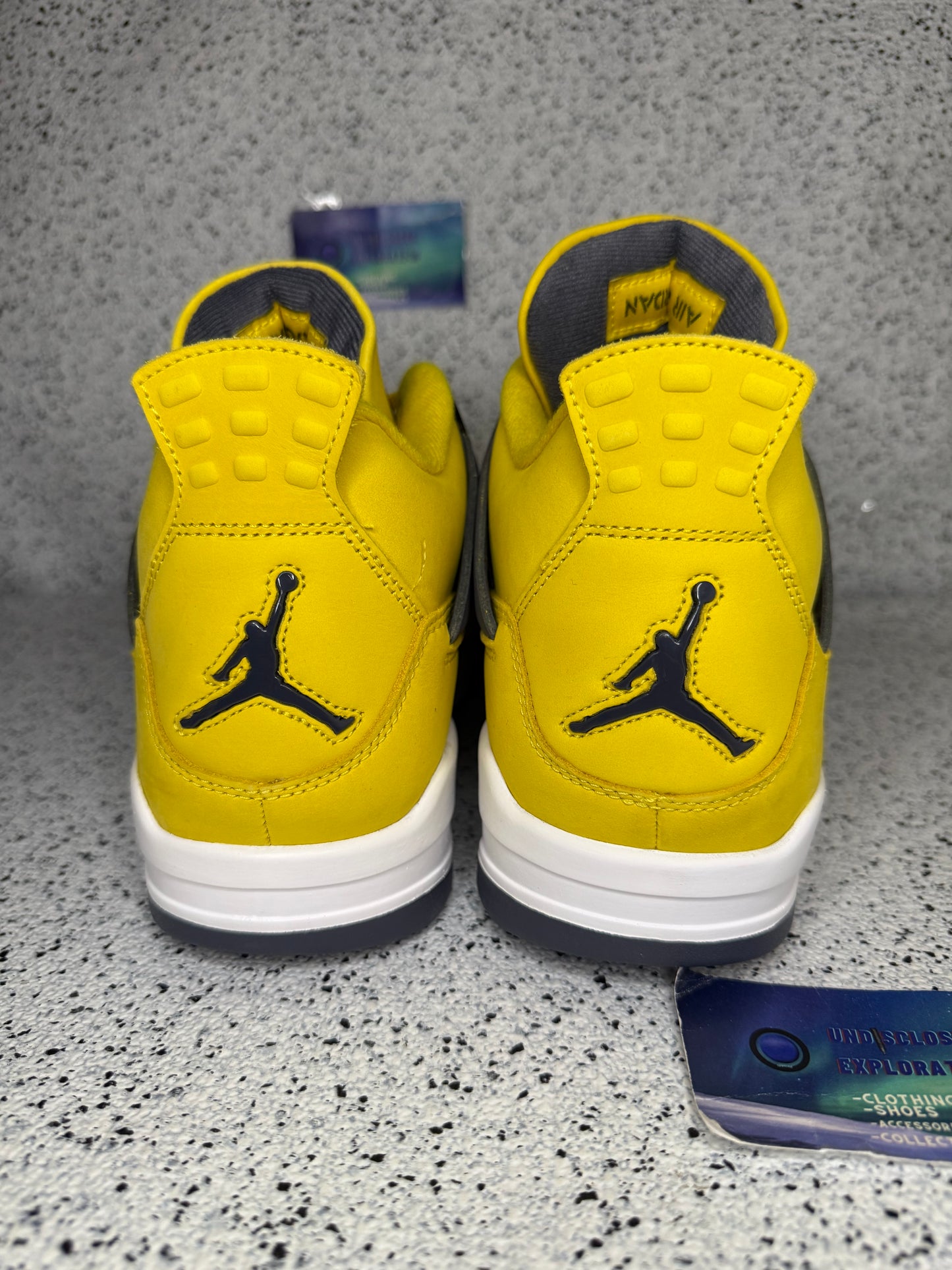 Jordan 4 Lightning