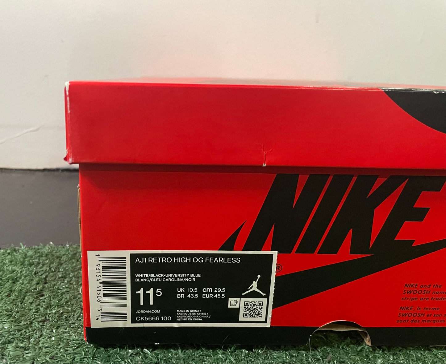Jordan 1 high fearless size 11.5men/13women