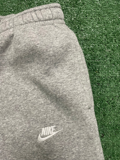 Nike grey fleece sweatpants