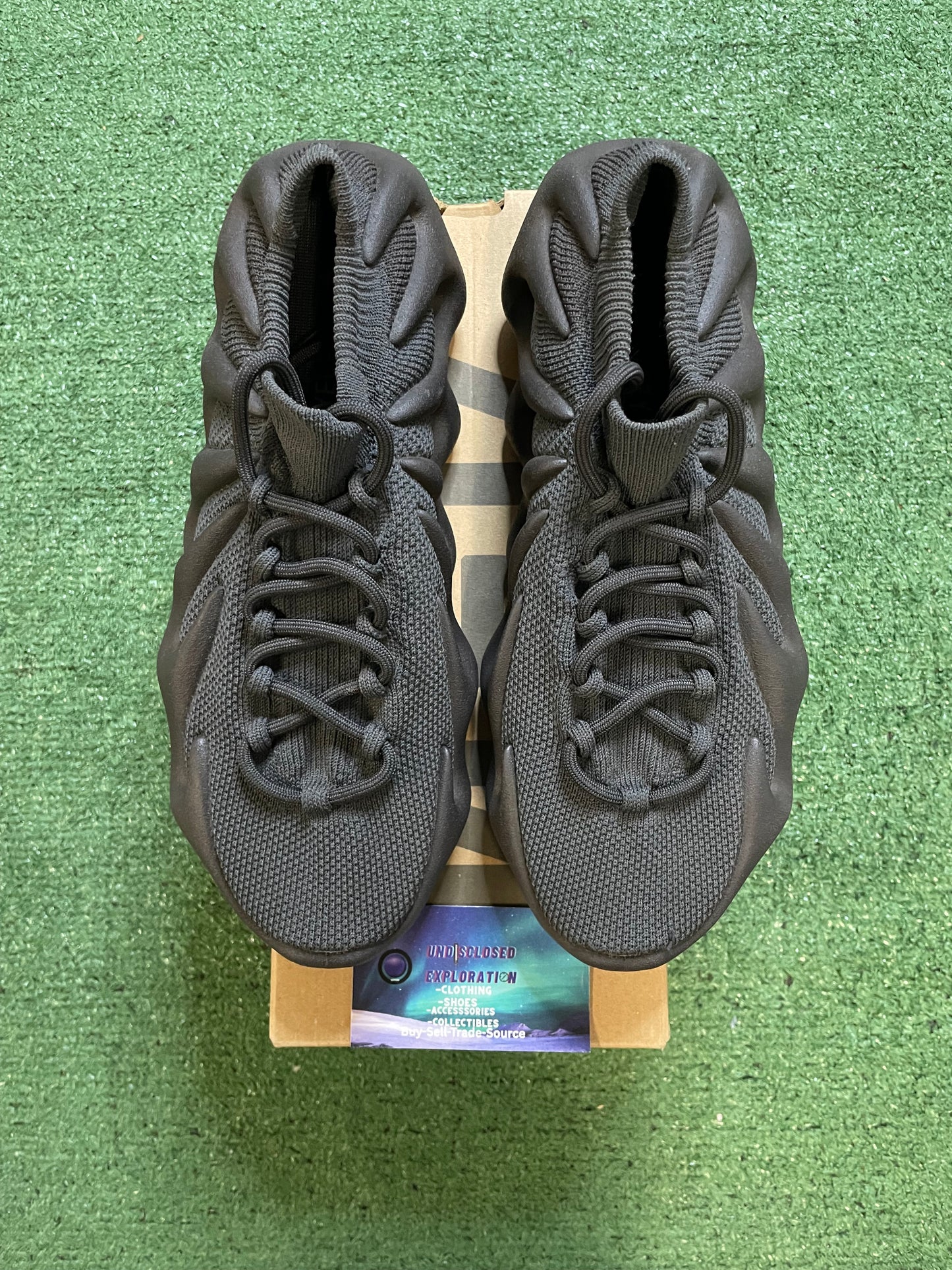 Adidas Yeezy 450 Utility black size 9.5men/11women
