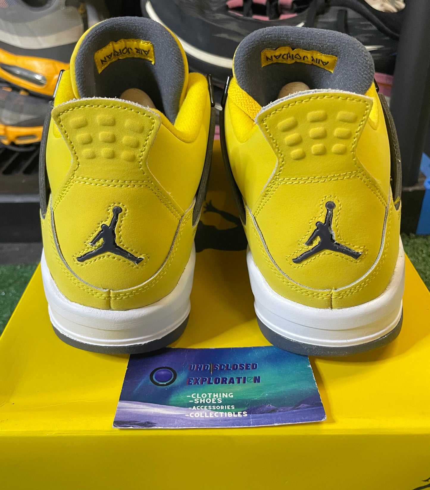 Air Jordan 4 lightning 2021