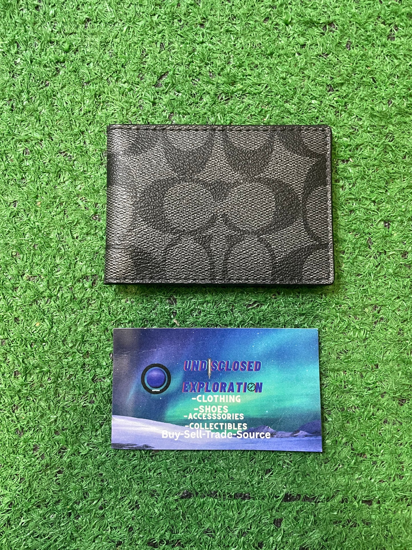 Coach compact ID slim Wallet