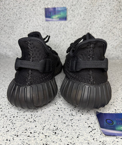 Adidas Yeezy 350 Onyx 10 Men/11.5 Women “Preowned”
