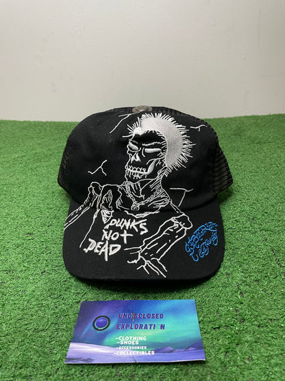 Ed Hardy x Siberia hills punks not dead hat