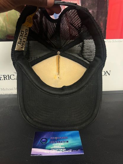 Gallery dept black mesh hat