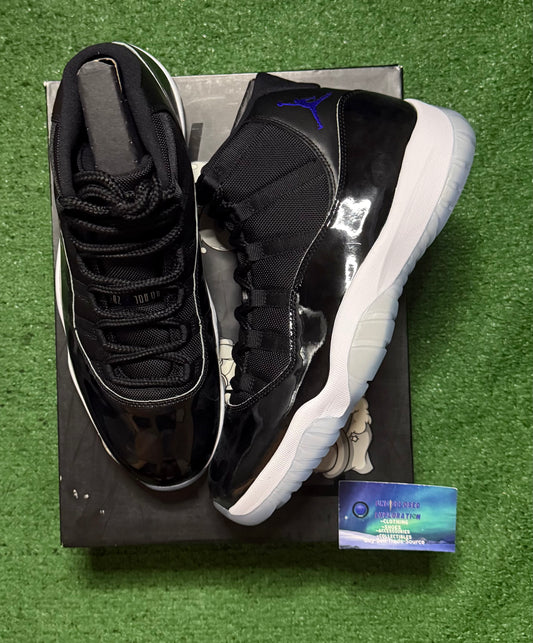 Jordan 11 Space Jam