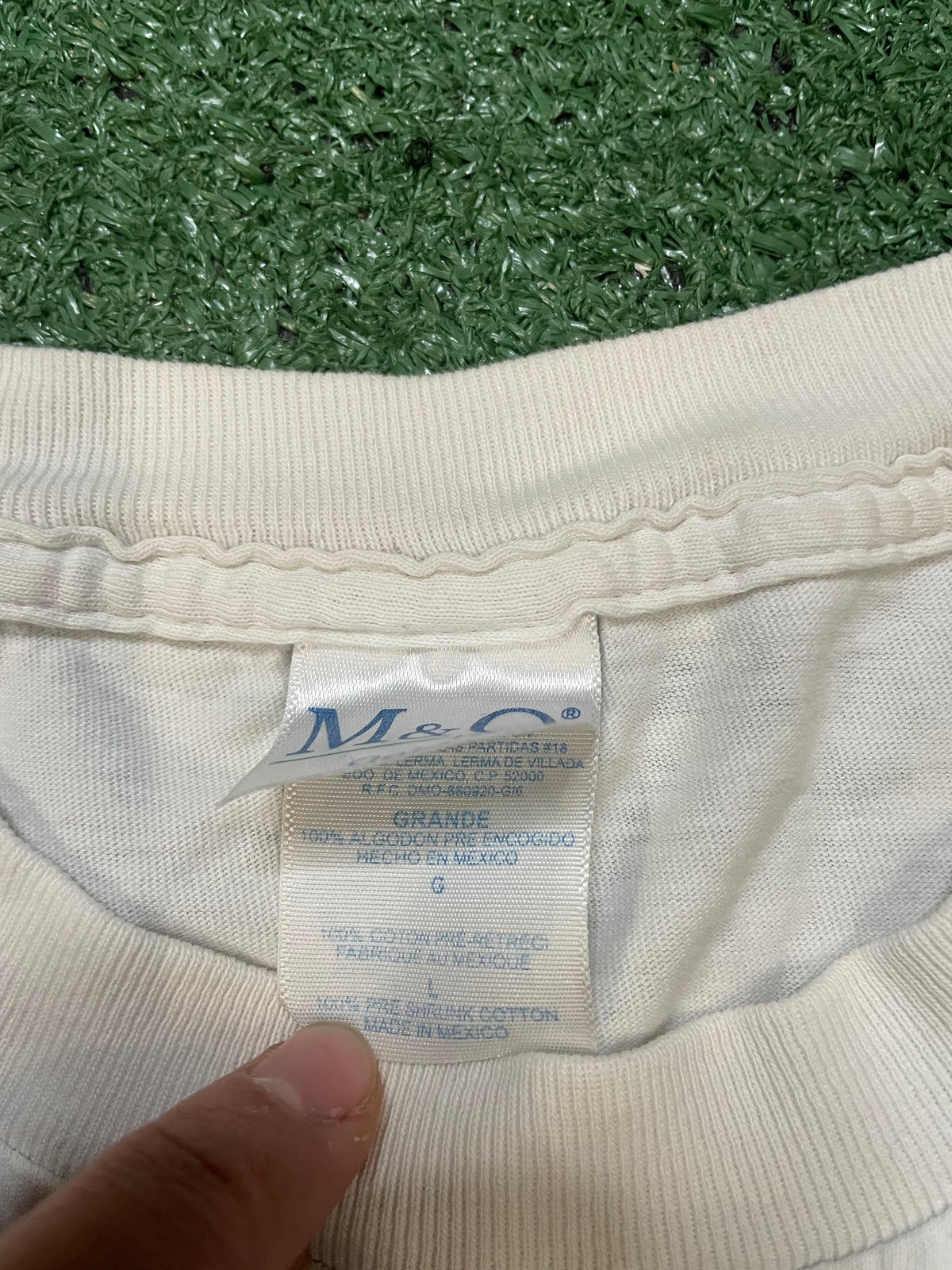 Vintage 1990s Cancun Mexico tee