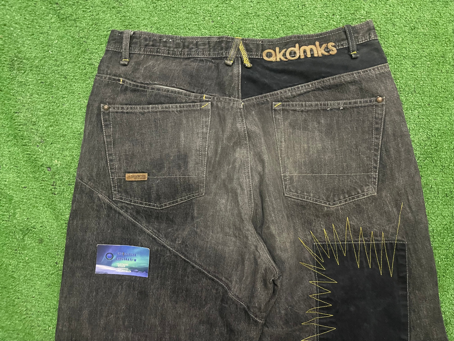 Vintage Y2K Akademiks Jeans