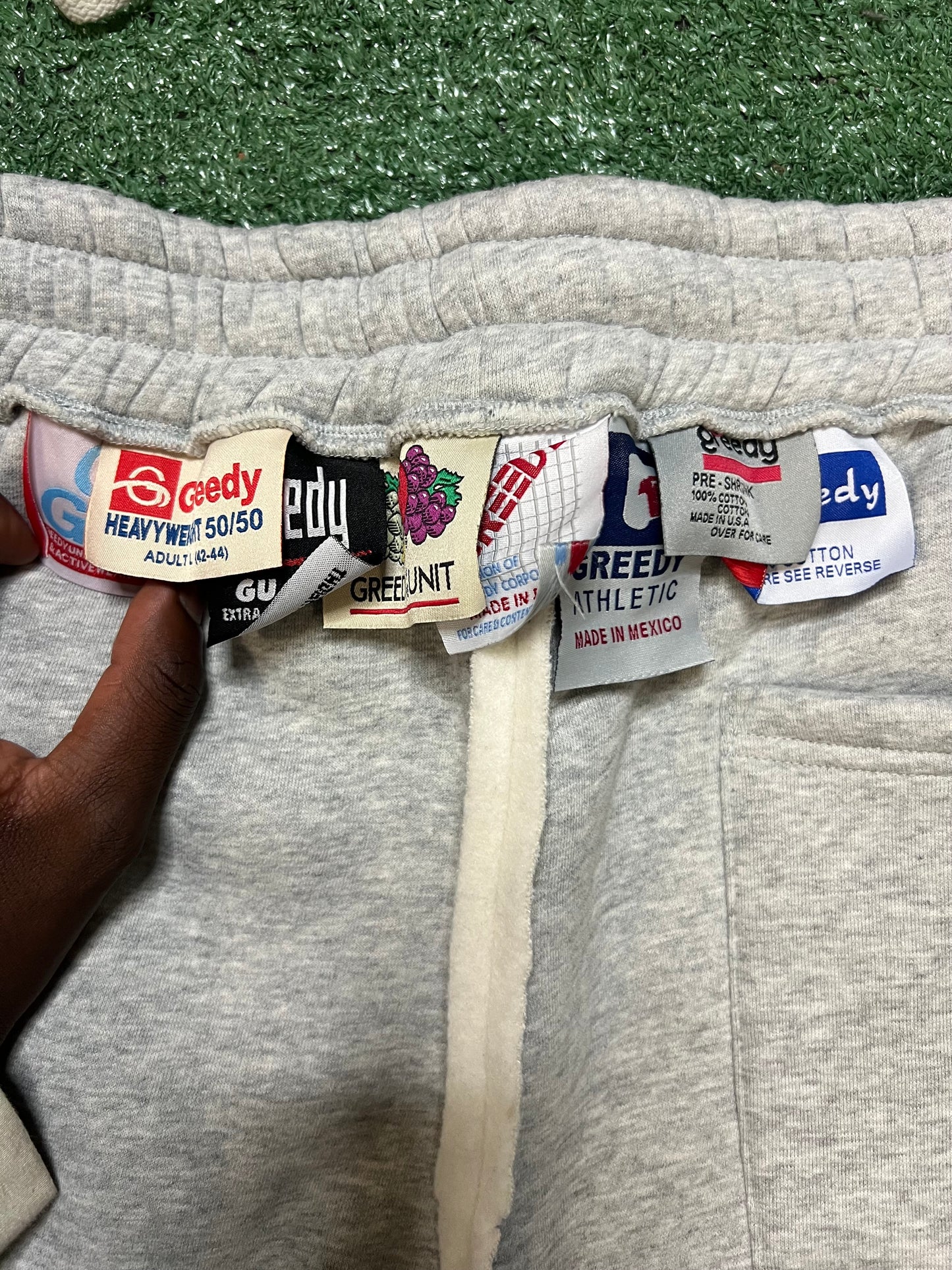 Greedy unit tag grey sweatpants