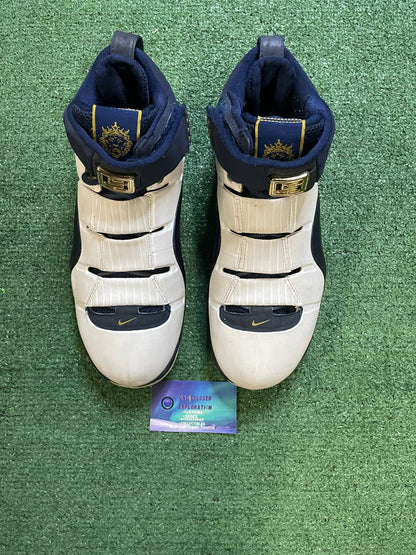 Nike LeBron 4 IV westcoast size 10.5men/12women
