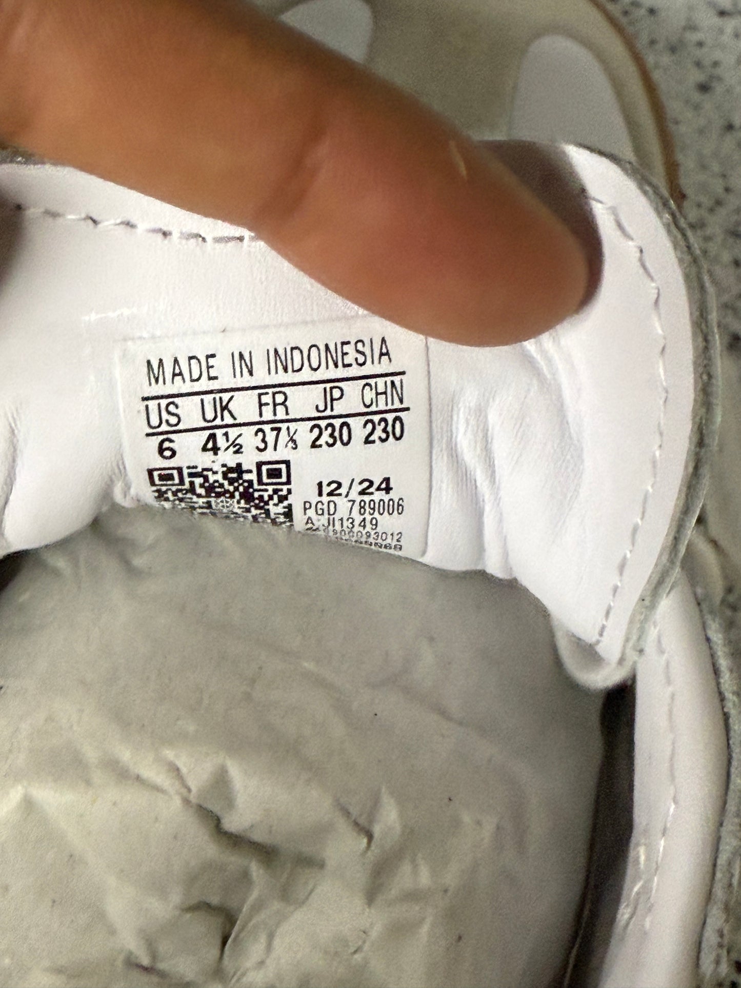 Adidas Sambae Cloud White