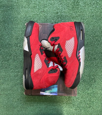 Air Jordan 5 raging bull size 11men/12.5women