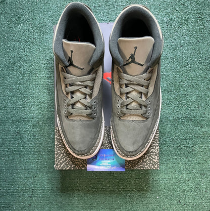 Air Jordan 3 family affair