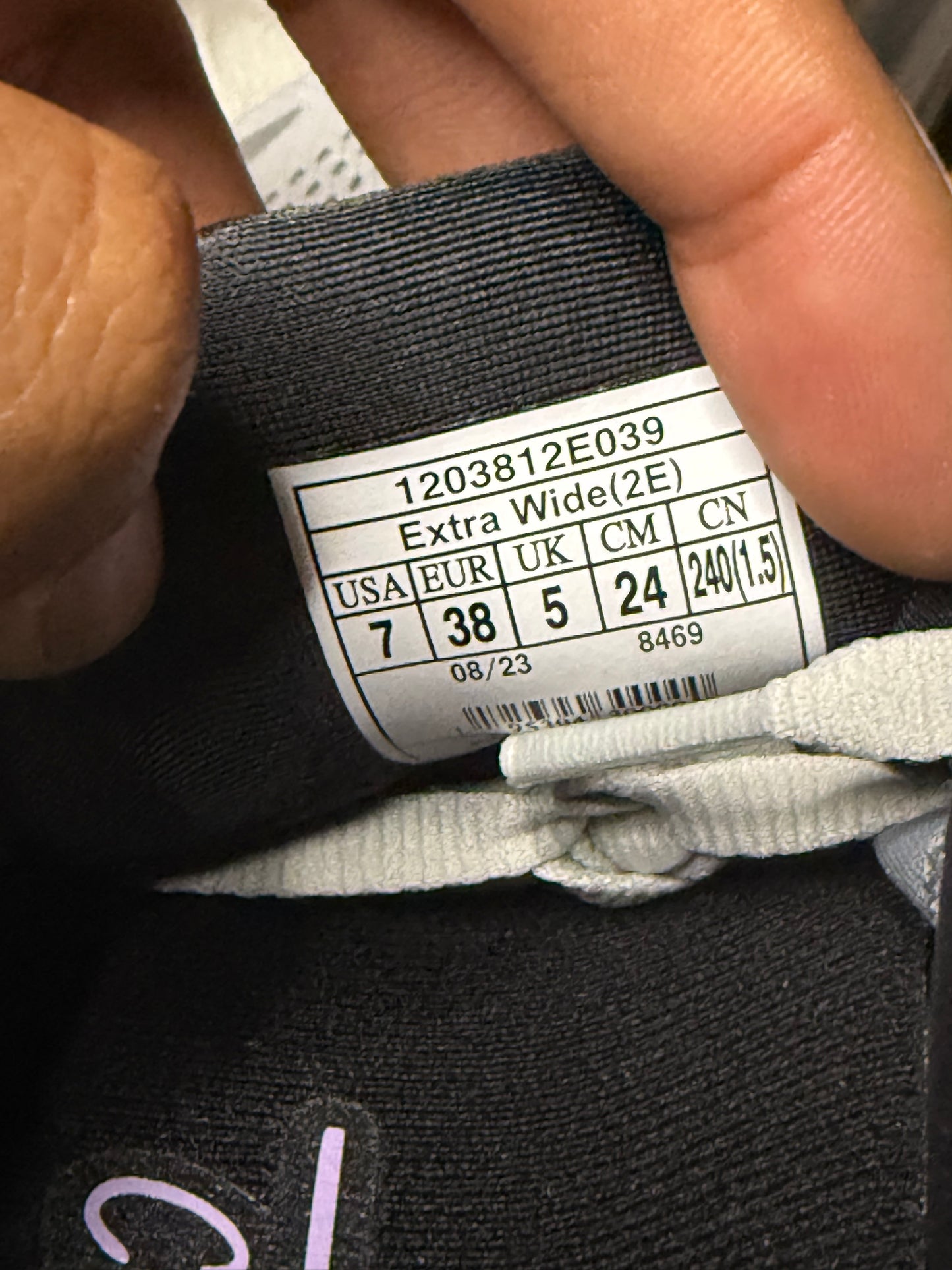 Brooks Adrenaline GTS 23 Grey Purple