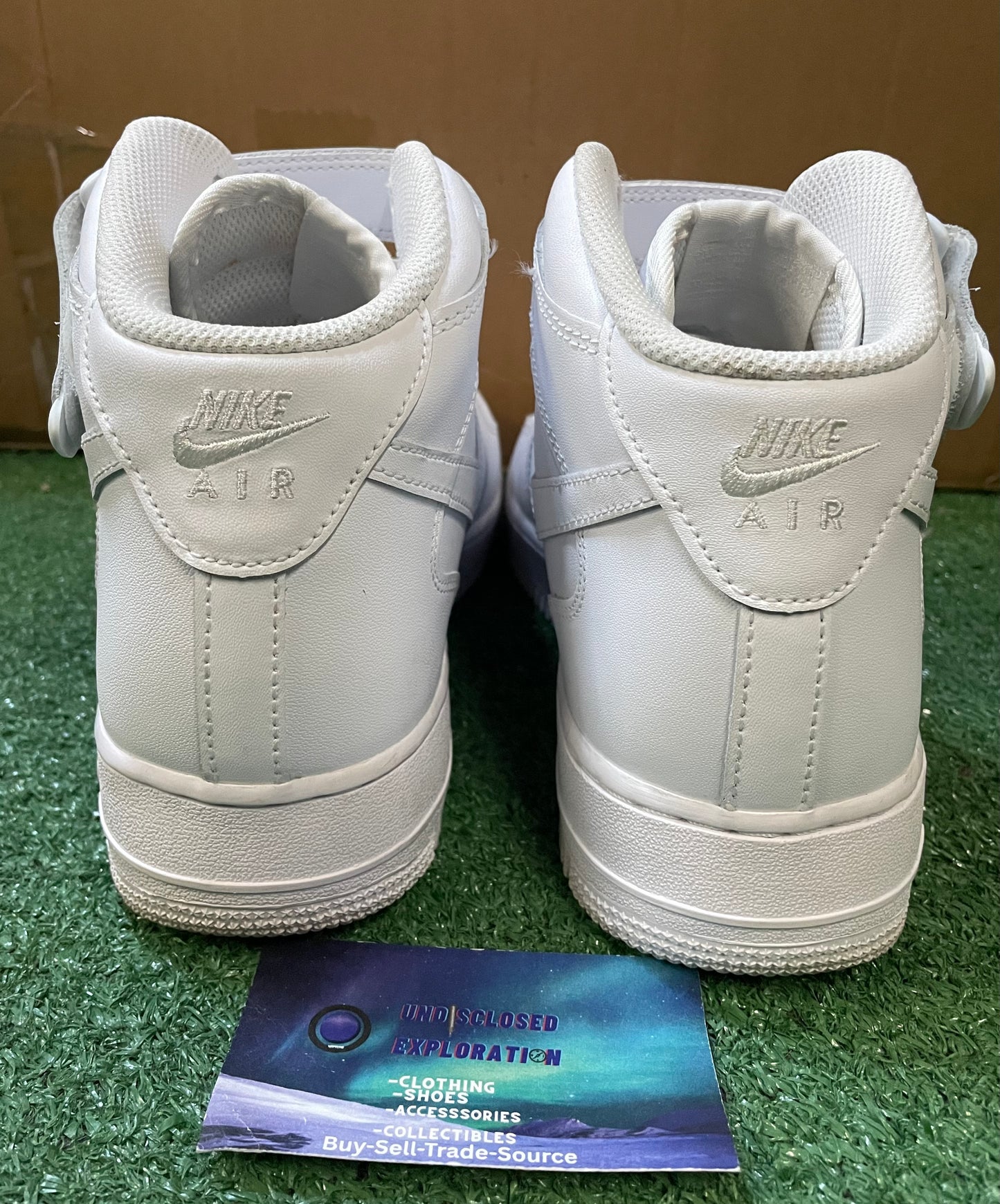Nike Air Force 1 mid triple white size 10men/11.5women