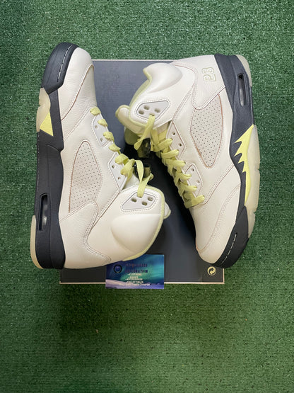 Air Jordan 5 luminous green size 10men/11.5women