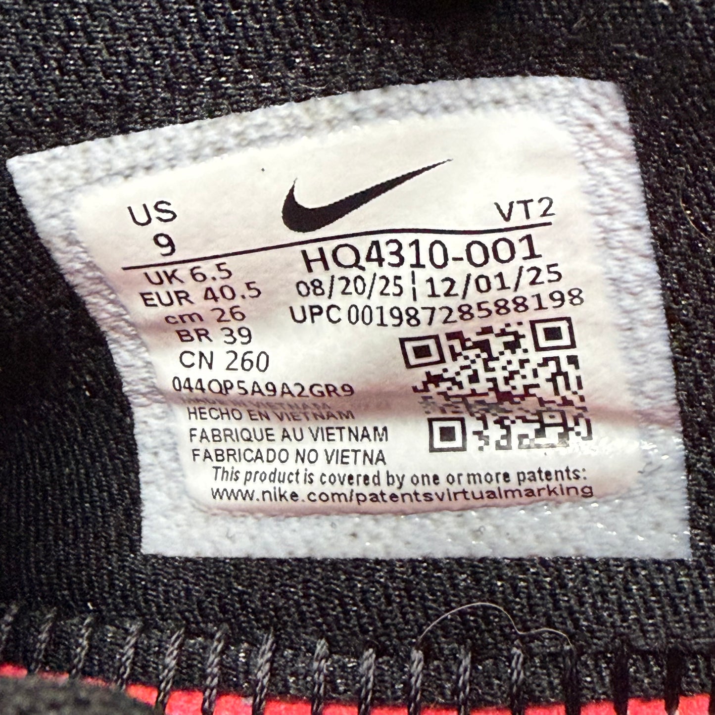 Nike Mind 002 Black Chrome 7.5 Men/9 Women “Preowned”