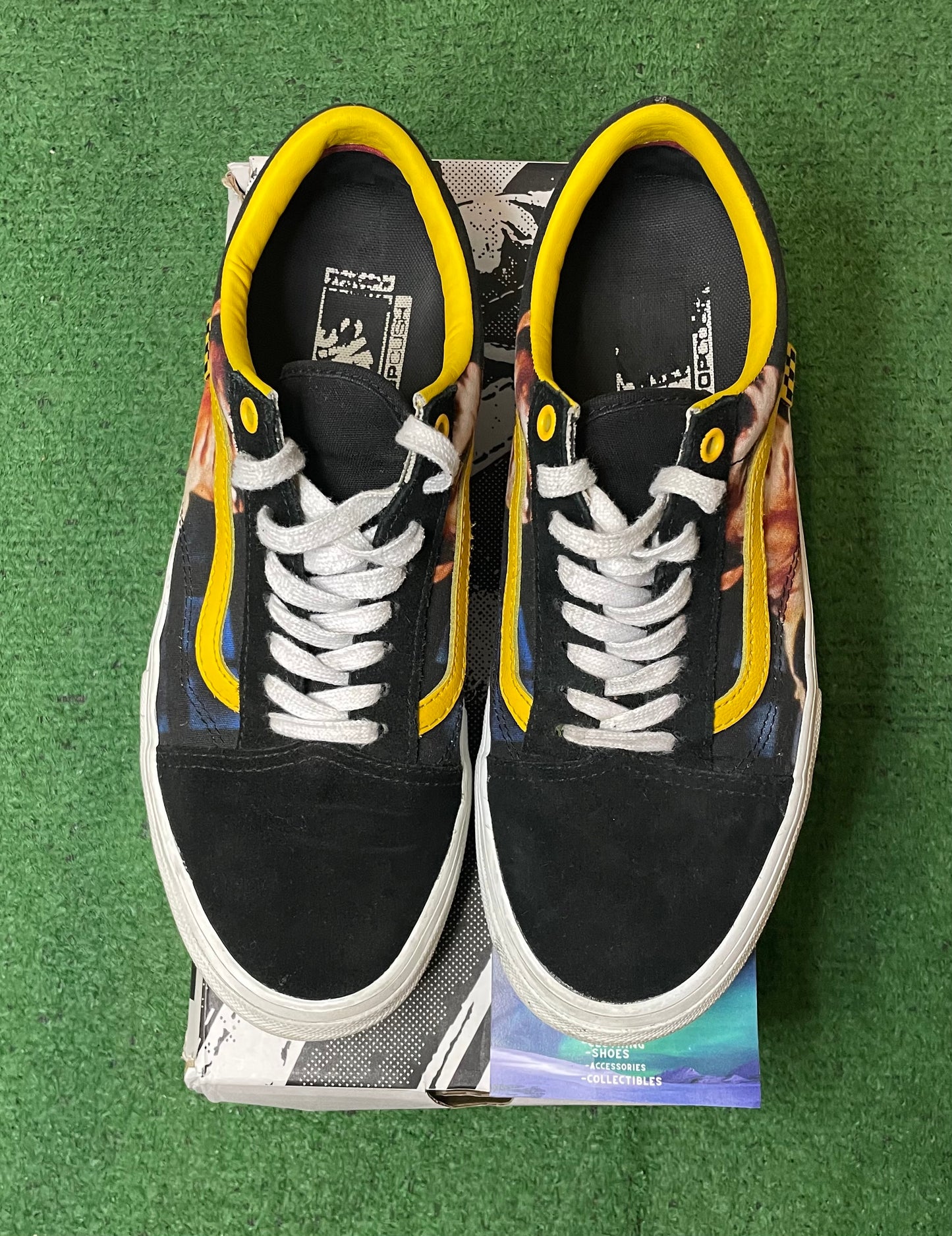 Vans x Bruce Lee old skool size 10.5men/12women
